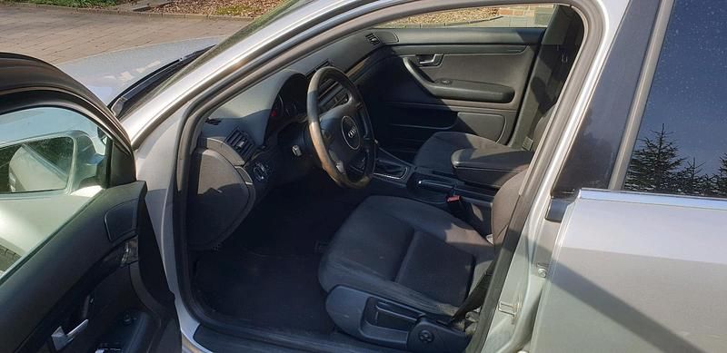Gebraucht Audi A4 131 PS (96 kW) 2003 Silber Kombi