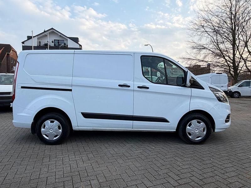 Gebraucht Ford Transit Custom Trend 131 PS (96 kW) 2021 Weiß Van / Kleinbus