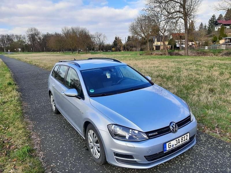 Gebraucht VW Golf VII LOUNGE 110 PS (80 kW) 2015 Kombi