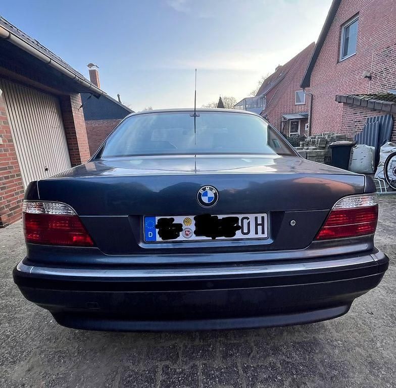 Gebraucht BMW 730 218 PS (160 kW) 1994 Blau Limousine