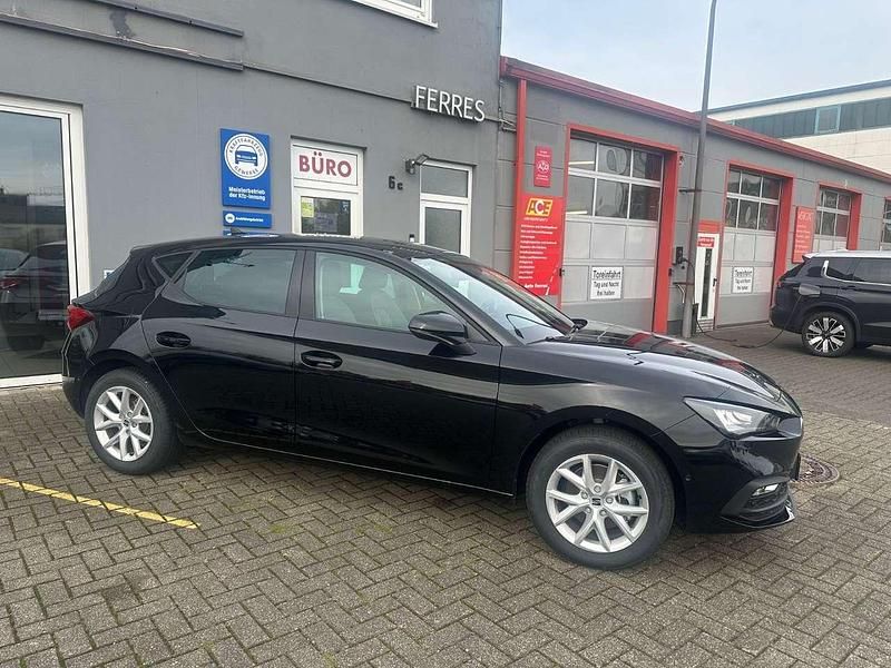 Gebraucht Seat Leon Style 110 PS (80 kW) 2024 Schwarz Limousine