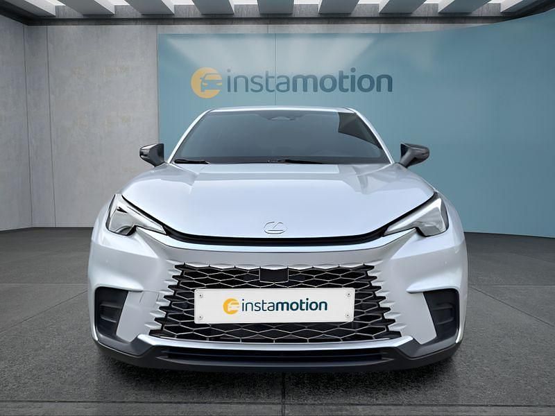 Neu Lexus LBX 136 PS (100 kW) 2025 Silber SUV