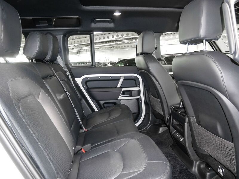 Gebraucht Land Rover Defender SE Dynamic 252 PS (185 kW) 2023 Fuji white SUV