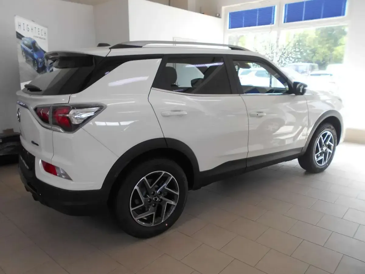Gebraucht SsangYong Korando 139 kW (190 PS) 2024 Grand white SUV