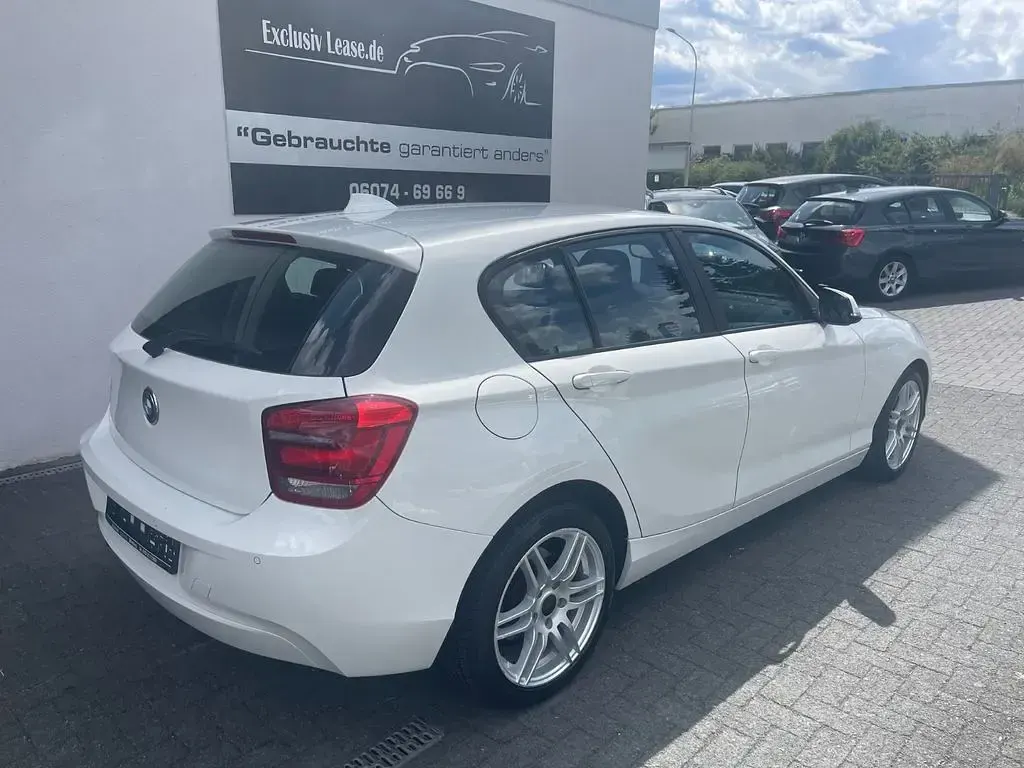 Gebraucht BMW 114 102 PS (75 kW) 2014 Weiß Kleinwagen
