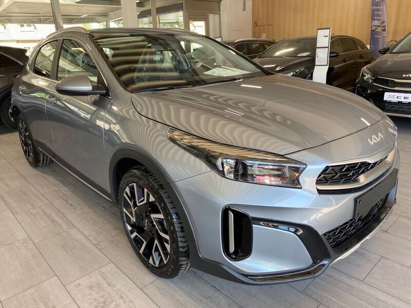 Silber Neu 2025 Kia XCeed Vision SUV | 26.990 € (Guter Preis) - Bild 1/4