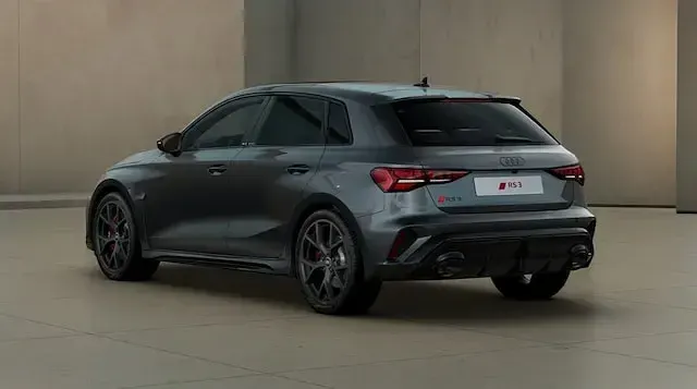 Gebraucht Audi RS3 Sportback Comfort 400 PS (294 kW) 2026 Daytonagrau perleffekt Kleinwagen