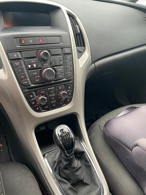 Gebraucht Opel Astra Sport 2013 Schwarz Kombi