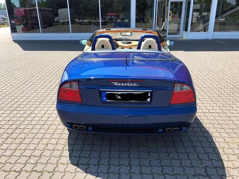 Gebraucht Maserati 4200 GT 390 PS (286 kW) 2006 Blau Cabrio