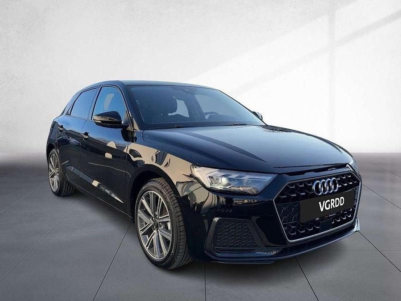 Neu Audi A1 95 PS (69 kW) 2025 Mythosschwarz metallic Kleinwagen