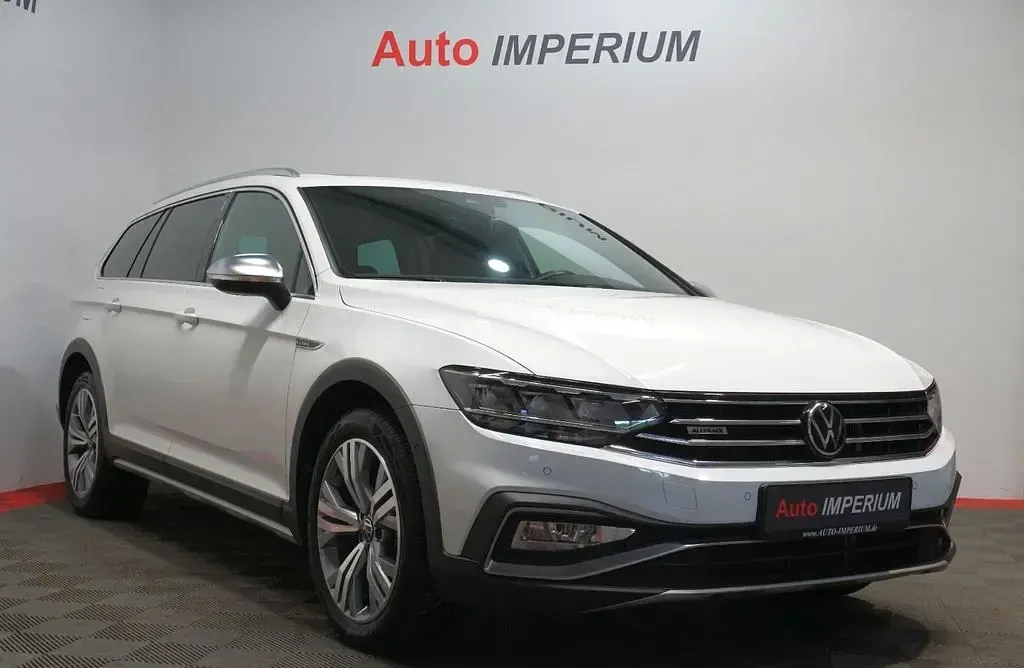 Gebraucht VW Passat Alltrack 200 PS (147 kW) 2021 Weiß Kombi