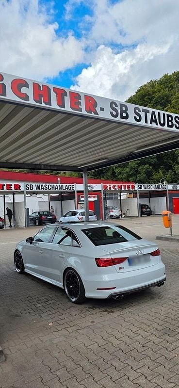 Second-hand Audi S3 Performance 300 CP (220 kW) 2014 Alb Berlinǎ