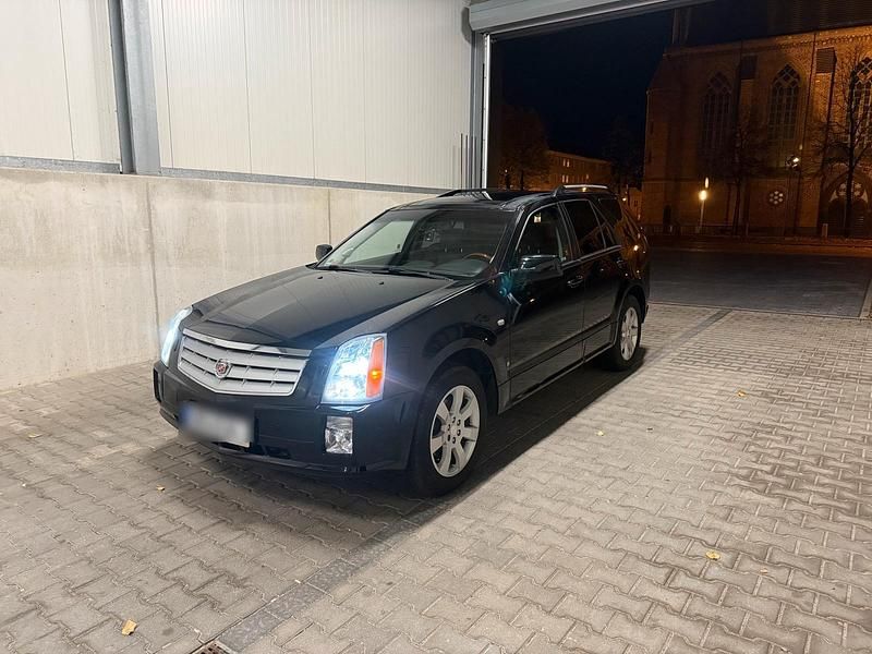 Schwarz Gebraucht 2006 Cadillac SRX SUV | 7.999 € - Bild 1/4