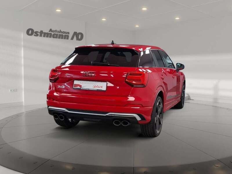 Gebraucht Audi SQ2 Ambiente 300 PS (220 kW) 2020 Tangorot SUV
