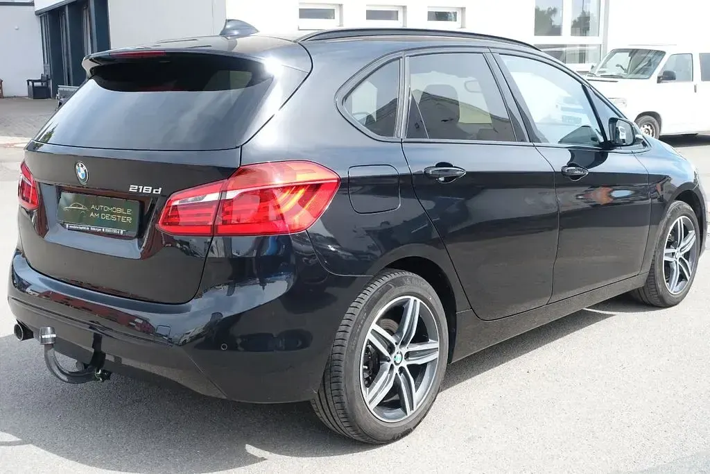 Używany BMW 218 Performance 150 KM (110 kW) 2016 Czarny Sedan/Limuzyna