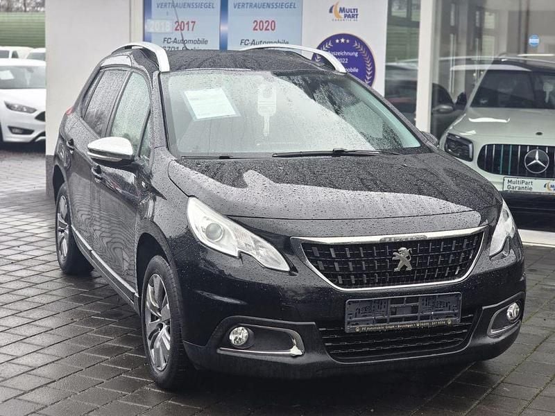 Gebraucht Peugeot 2008 Style 99 PS (72 kW) 2017 Schwarz SUV