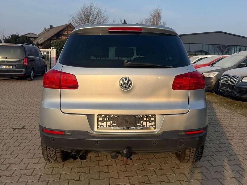 Gebraucht VW Tiguan Life 122 PS (89 kW) 2013 Reflexsilber metallic SUV