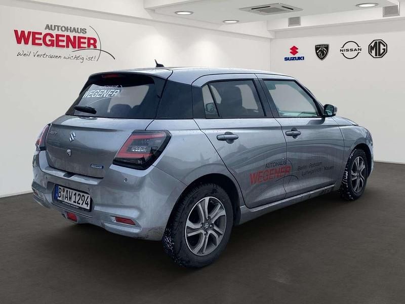 Gebraucht Suzuki Swift Comfort+ 83 PS (61 kW) 2025 Silber Kleinwagen