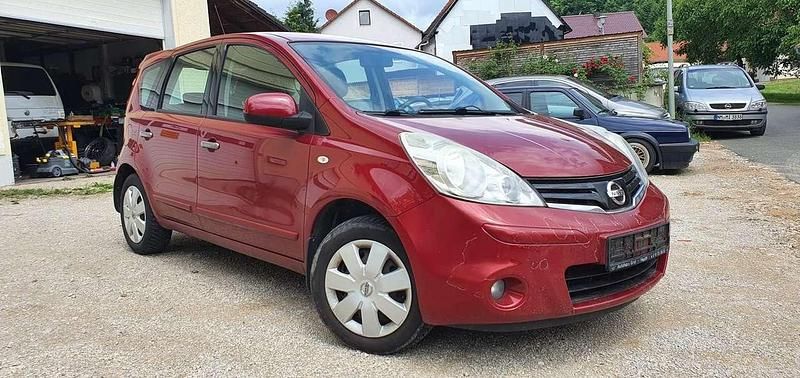 Gebraucht Nissan Note Acenta 88 PS (64 kW) 2010 Rot Van / Kleinbus