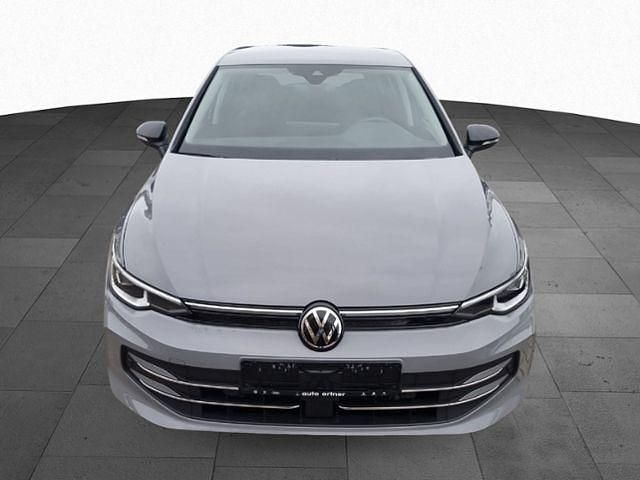 Second-hand VW Golf VIII Goal 116 CP (85 kW) 2025 Argintiu Berlinǎ