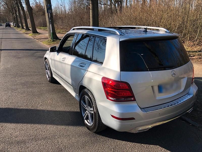 Gebraucht Mercedes GLK350 265 PS (194 kW) 2012 Silber SUV
