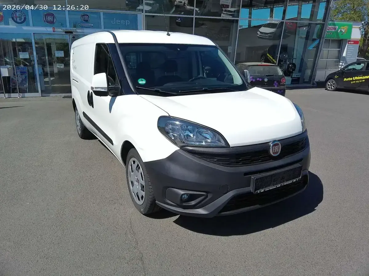 Gebraucht Fiat Doblò Basis 95 PS (69 kW) 2019 Weiß Van / Kleinbus