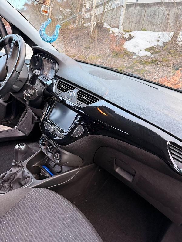 Gebraucht Opel Corsa Selection 90 PS (66 kW) 2016 Grau Kleinwagen