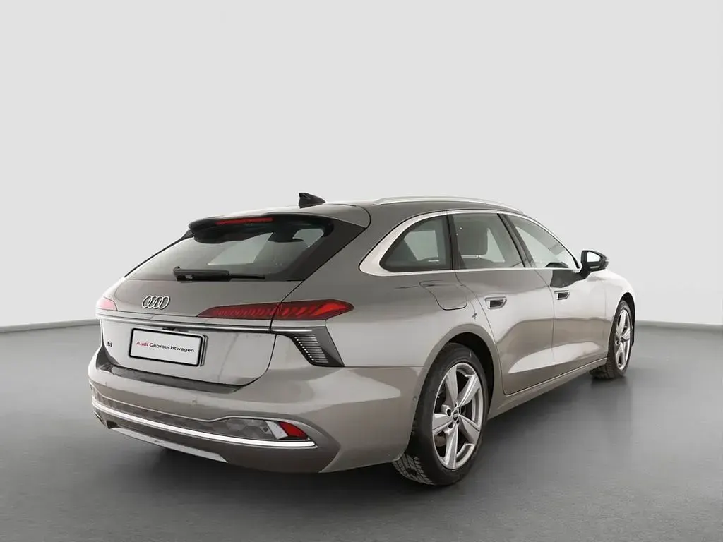 Gebraucht Audi A6 204 PS (150 kW) 2026 Chronosgrau metallic Kombi