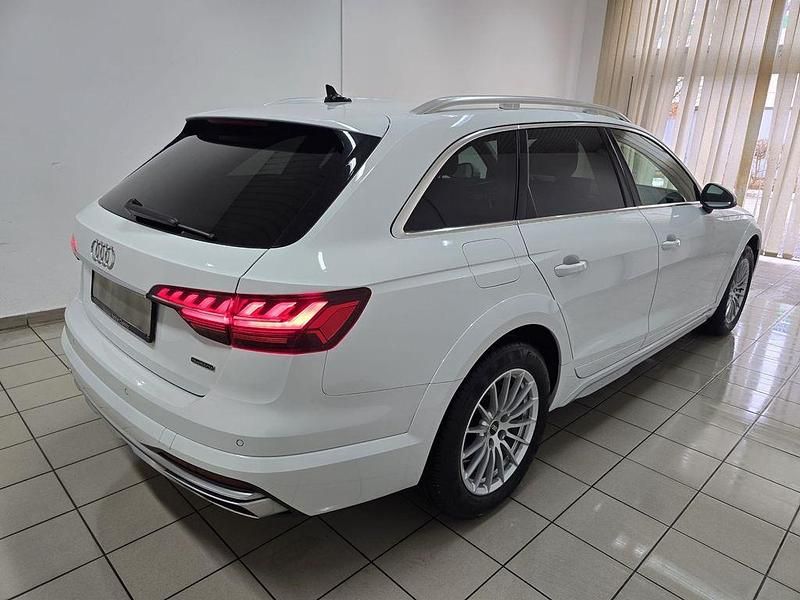 Gebraucht Audi A4 Allroad Ambiente 204 PS (150 kW) 2022 Gletscherweiß metallic Kombi
