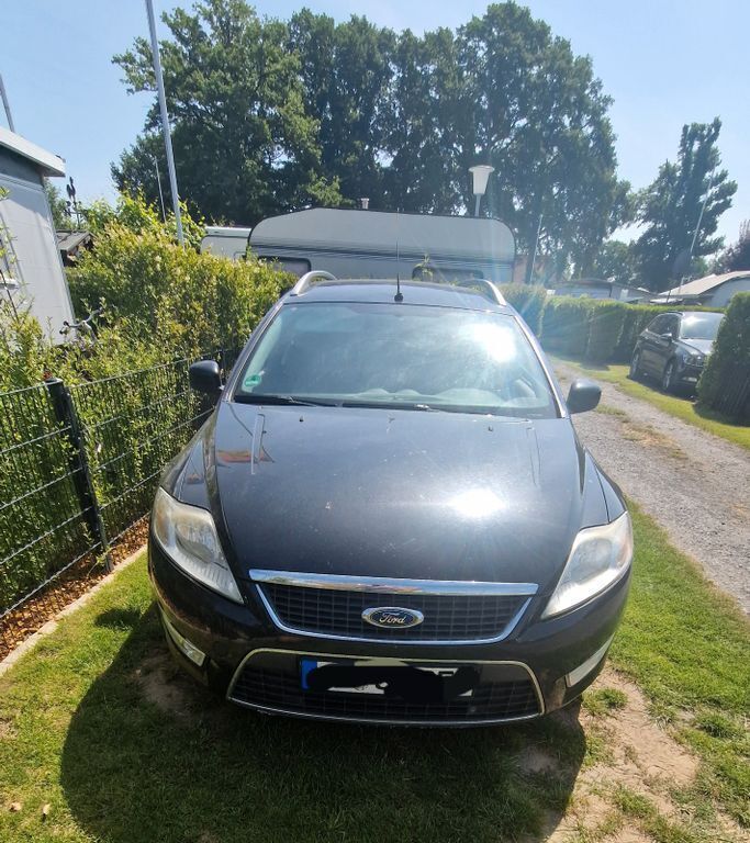 Schwarz Gebraucht 2010 Ford Mondeo Trend Limousine | 1.650 € - Bild 1/1
