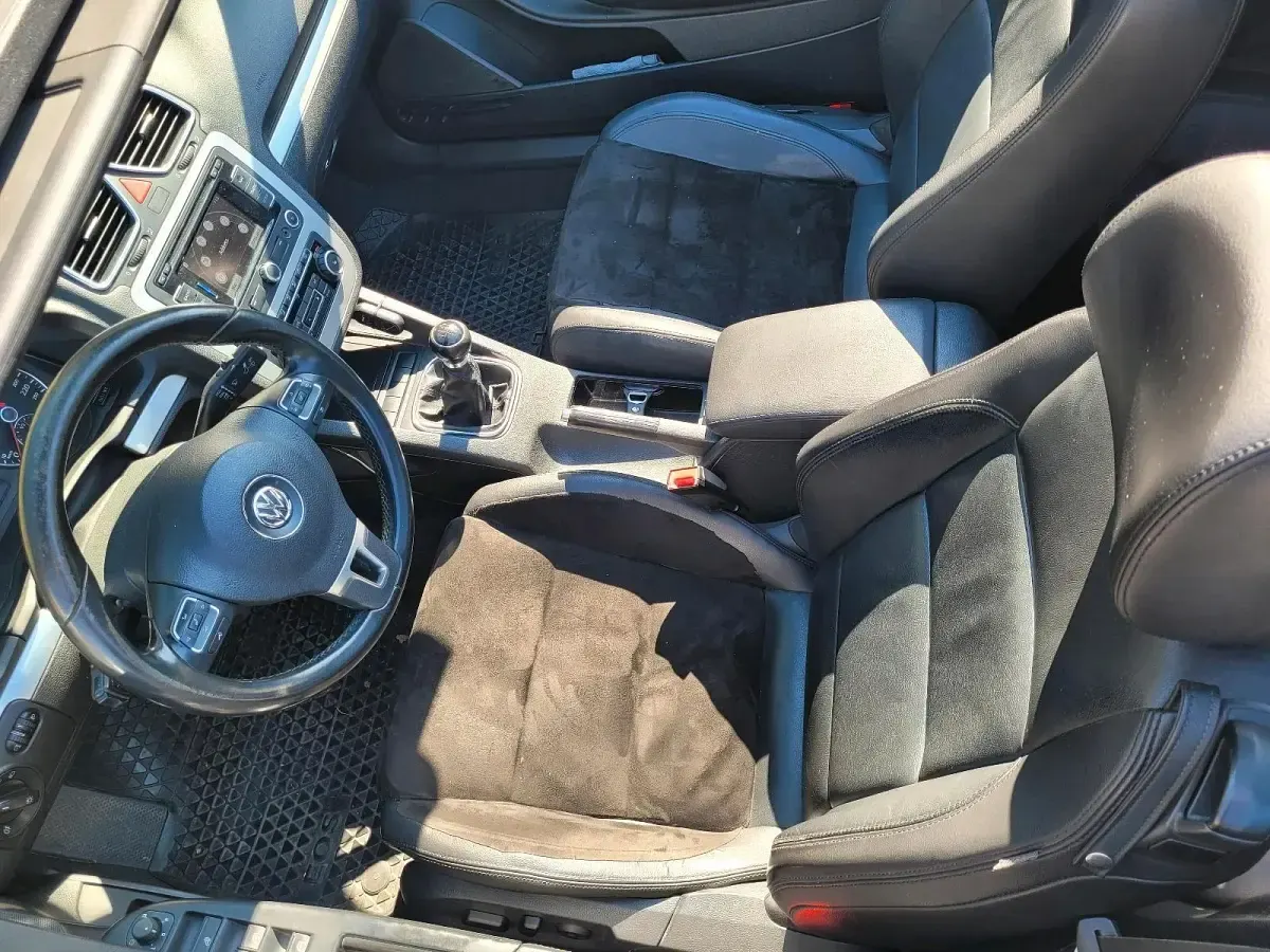 Gebraucht VW Eos 140 PS (102 kW) 2012 Schwarz Cabrio