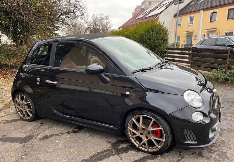 Schwarz Gebraucht 2016 Abarth 595C Turismo Cabrio | 12.999 € (Superpreis) - Bild 1/4