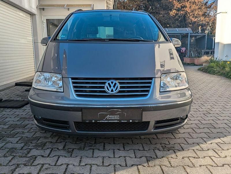 Gebraucht VW Sharan United 140 PS (102 kW) 2009 Grau Van / Kleinbus