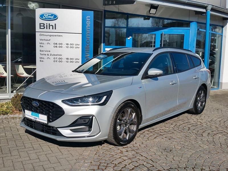 Gebraucht Ford Focus ST-Line 116 PS (85 kW) 2025 Silber Limousine
