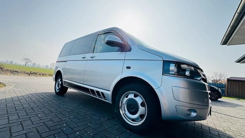 Gebraucht VW T5 140 PS (102 kW) 2014 Silber Van