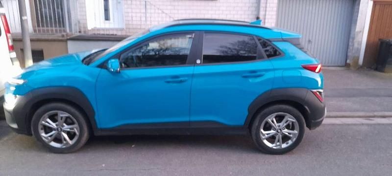 Gebraucht Hyundai Kona Edition 30+ 125 PS (91 kW) 2022 Blau SUV