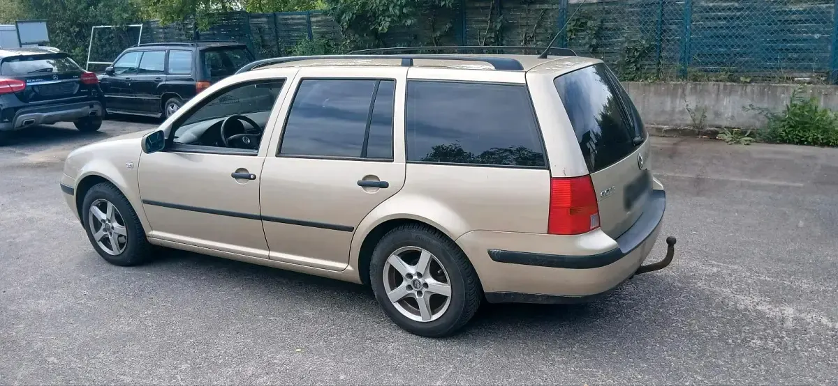 Gebraucht VW Golf IV 2002 Gold Kombi