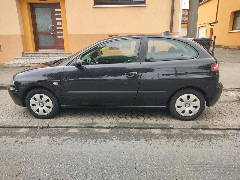 Gebraucht Seat Ibiza 75 PS (55 kW) 2005 Schwarz Kleinwagen