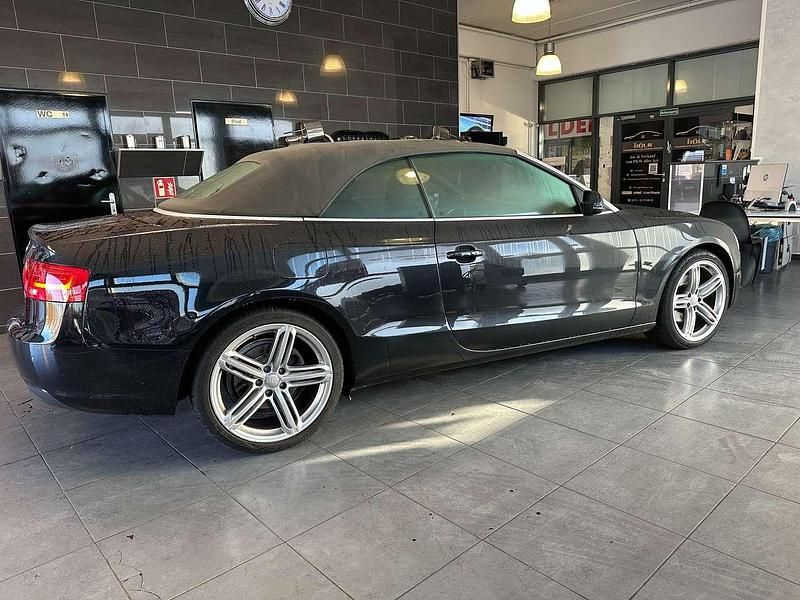 Gebraucht Audi A5 Cabriolet 177 PS (130 kW) 2013 Phantomschwarz perleffekt Cabrio