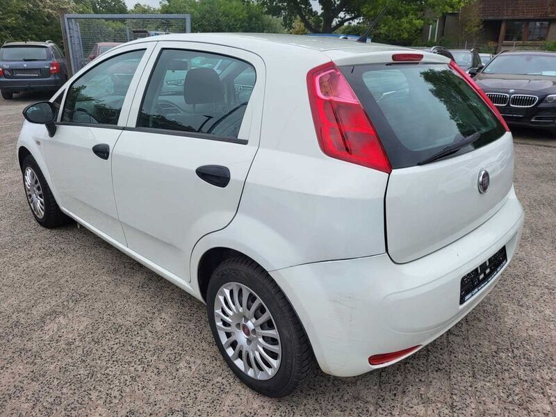 Gebraucht Fiat Punto Evo Pop 69 PS (50 kW) 2017 Weiß Kleinwagen