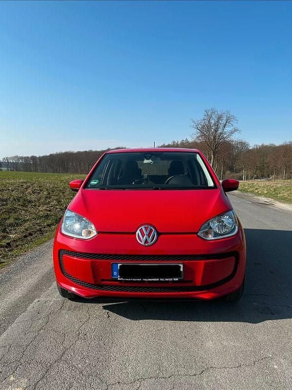 Second-hand VW up! 60 CP (44 kW) 2016 Roșu Hatchback
