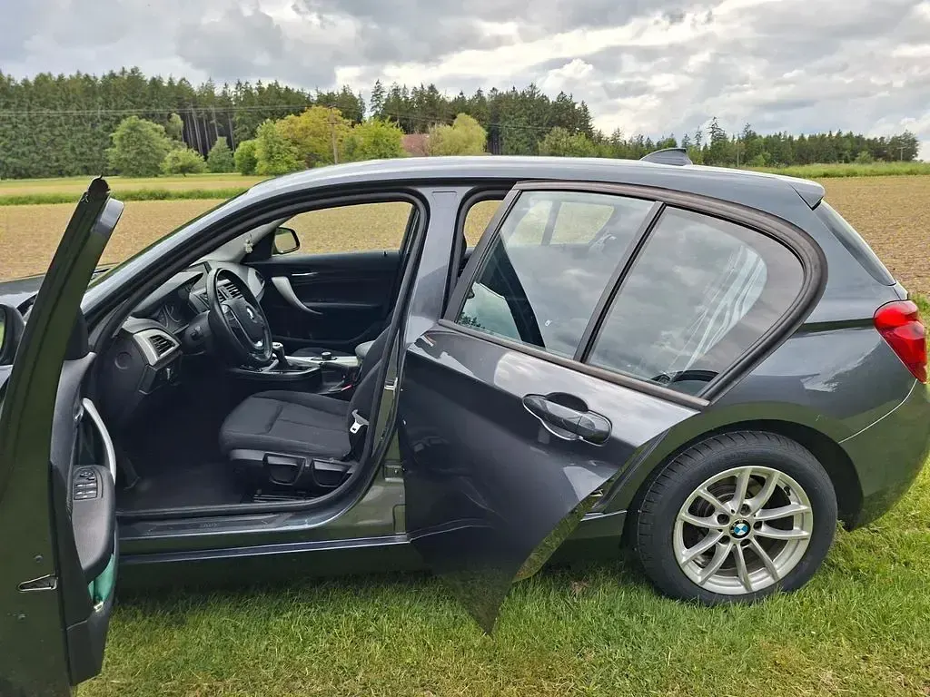 Gebraucht BMW 116 136 PS (100 kW) 2014 Grau Kleinwagen