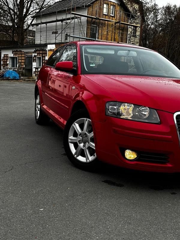 Gebraucht Audi A3 102 PS (75 kW) 2008 Rot Kleinwagen