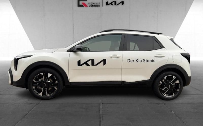 Neu Kia Stonic GT-Line 100 PS (73 kW) 2025 Weiß SUV