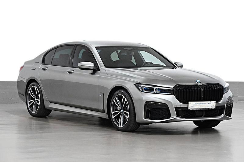 Grau Gebraucht 2021 BMW 730 M Sport Limousine | 48.990 € (Fairer Preis) - Bild 1/4