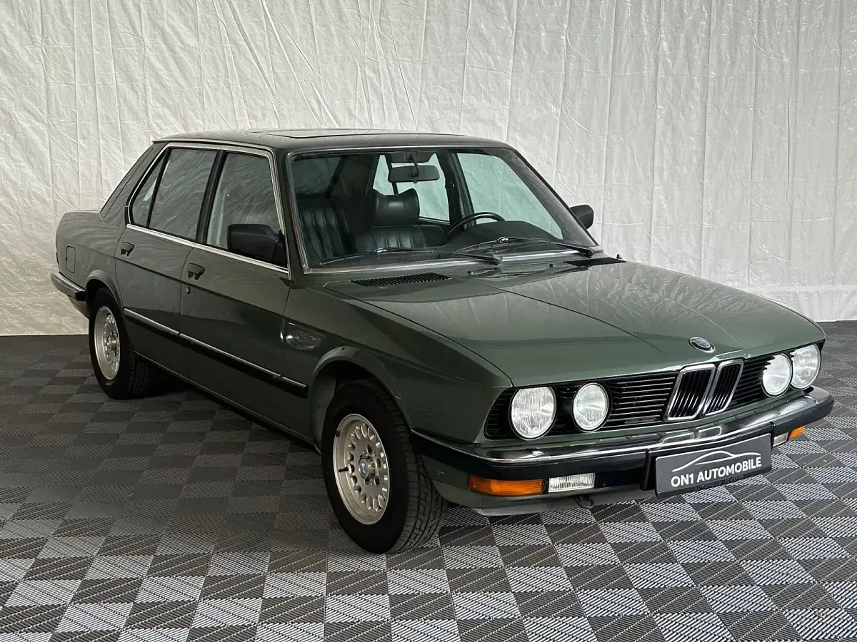 Gebraucht BMW 528 Basis 184 PS (135 kW) 1982 Grün Limousine