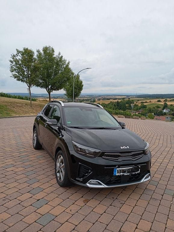 Schwarz Gebraucht 2023 Kia Stonic 4 SUV | 19.500 € (Guter Preis) - Bild 1/4