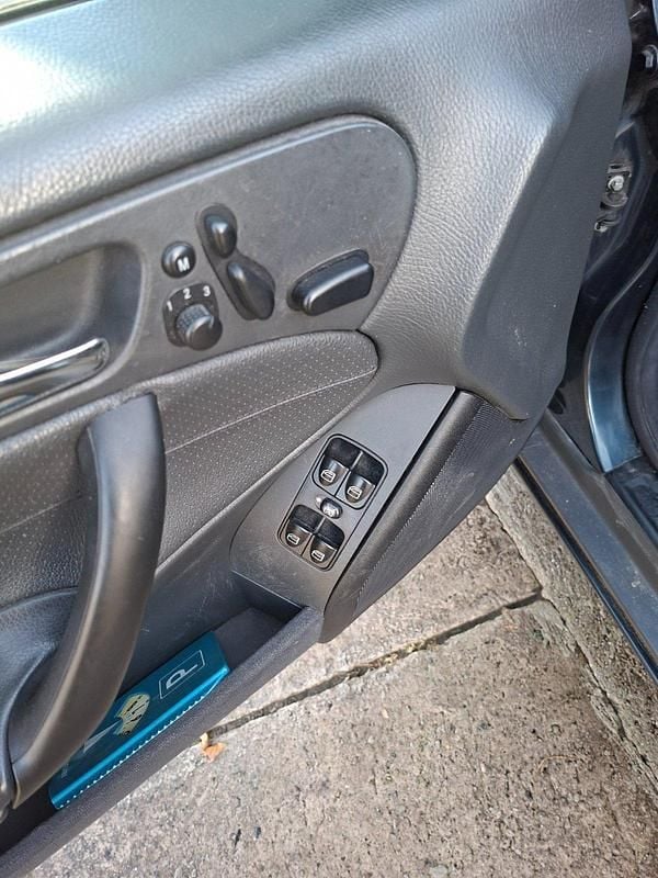 Gebraucht Mercedes C320 218 PS (160 kW) 2003 Schwarz Kombi