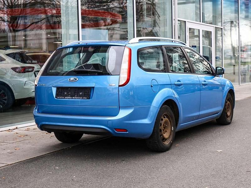 Gebraucht Ford Focus Style 109 PS (80 kW) 2009 Blau Kombi