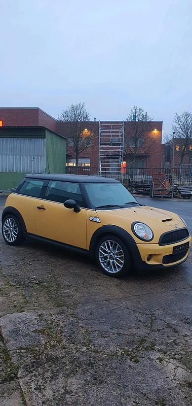 Gebraucht Mini Cooper S 174 PS (127 kW) 2006 Gelb Kleinwagen